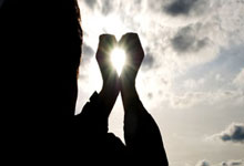 客场作战全取三分，球队强势夺冠，冲劲劲守